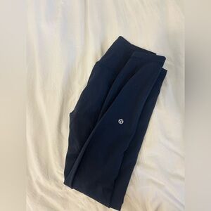lululemon navy blue wunder train leggings size 6 25” inseam